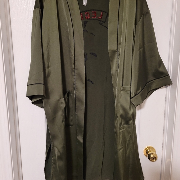 (4X) Love & Legend - Jordyn Woods Kimono - Picture 3 of 7